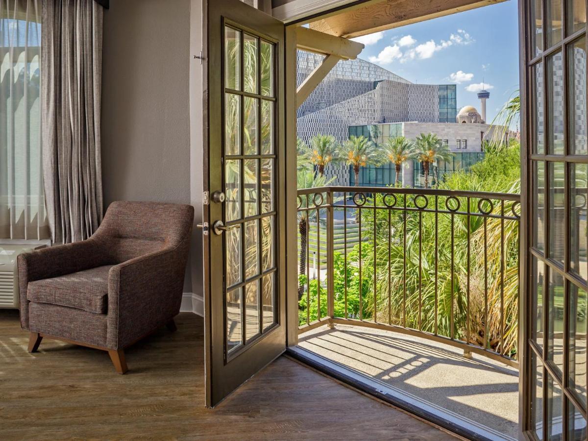 Hotel Indigo San Antonio Riverwalk By Ihg Екстер'єр фото